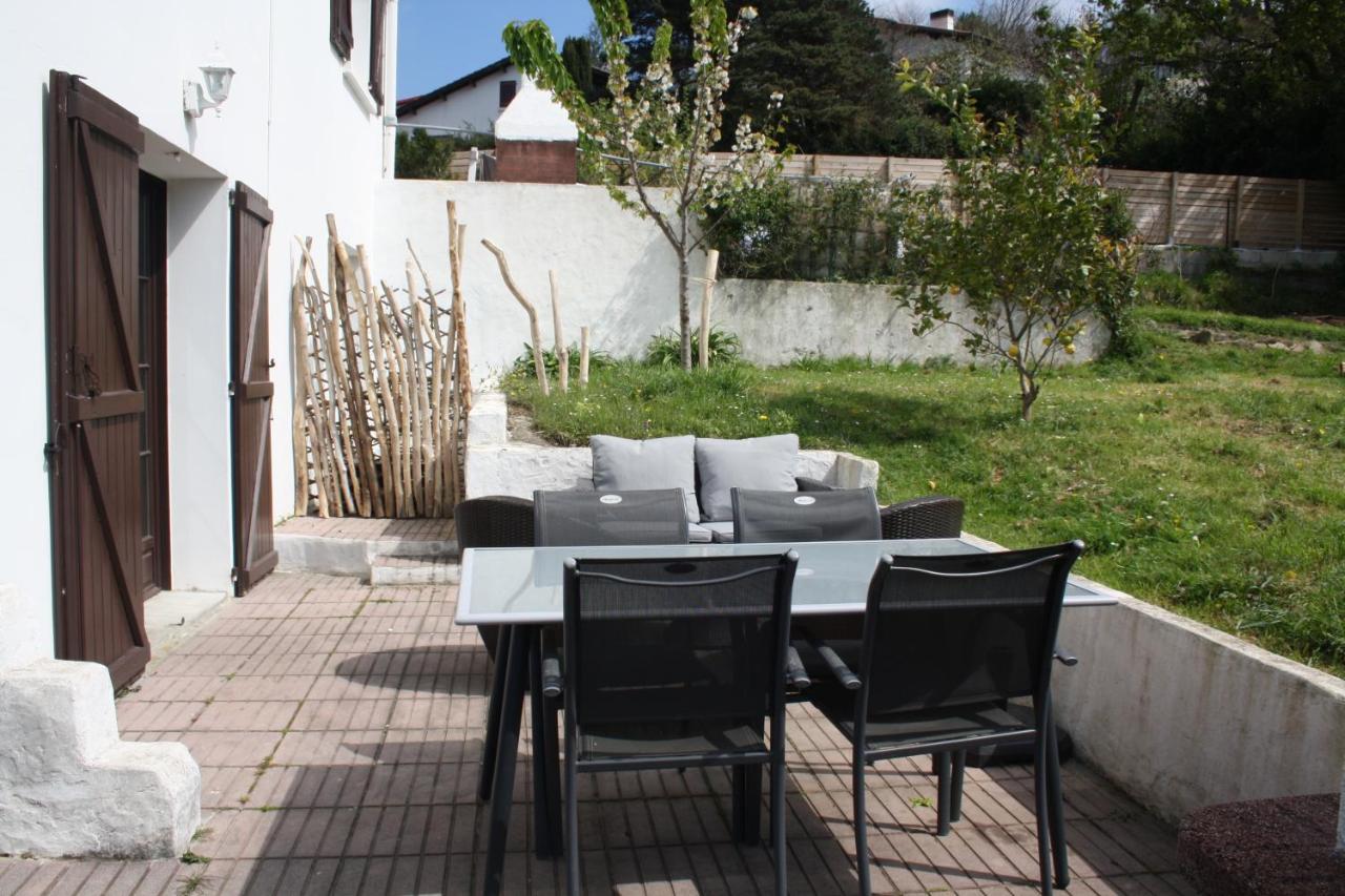 Appartement Au Calme A 昂代 外观 照片
