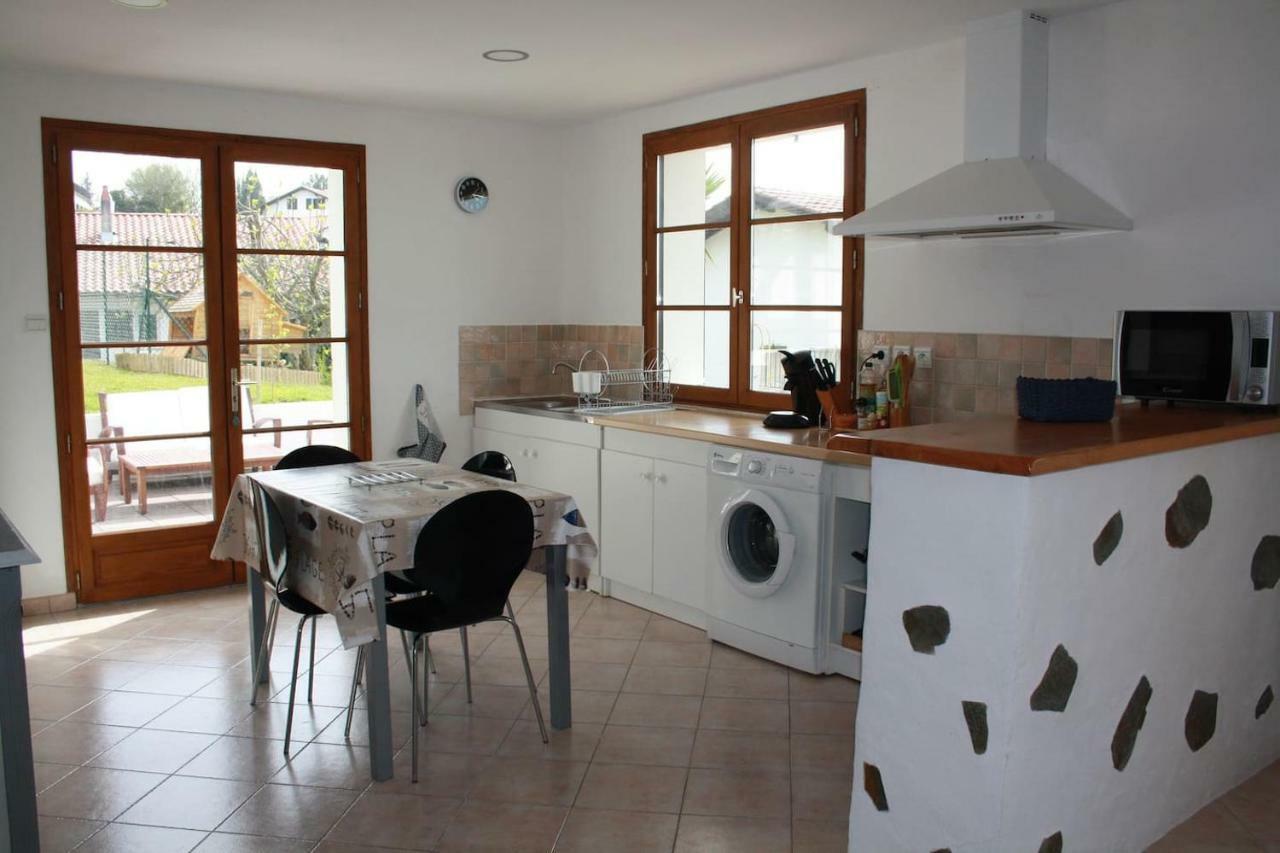 Appartement Au Calme A 昂代 外观 照片